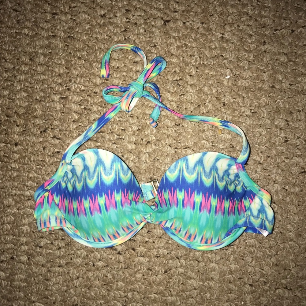 Small swim suit top